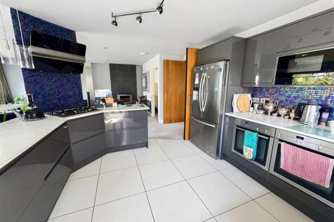Lounge/diner/kitchen