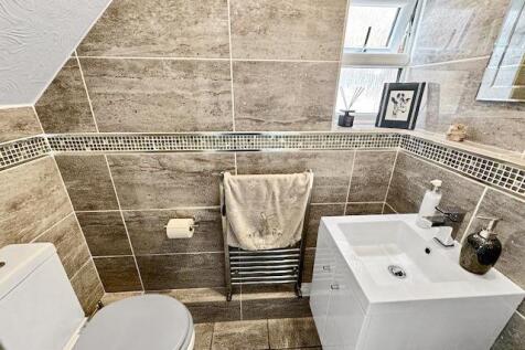 Ground Floor Cloakroom/wc