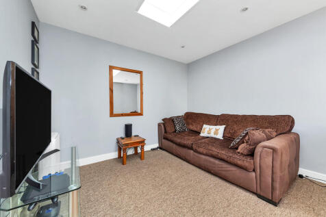 Annexe Living Roo...