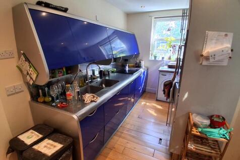 137 Kitchen