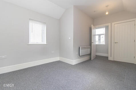2, 372 North Road...