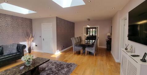 Family /Dining Room