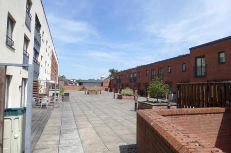 Communal Terrace 1st Level