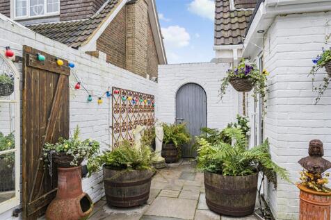 Property Image 40
