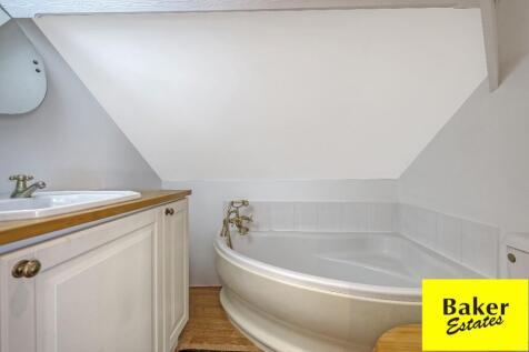 Upstairs bathroom