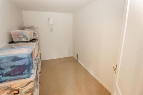Walk In Wardrobe