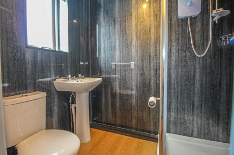 Shower room.jpg