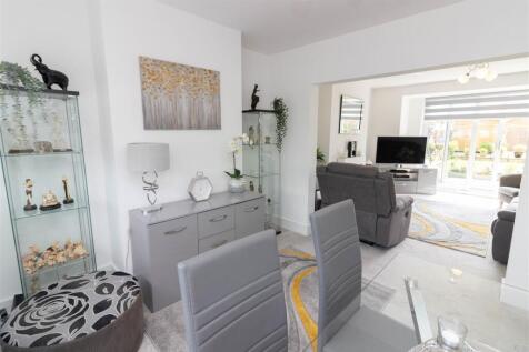 Lounge Dining Room