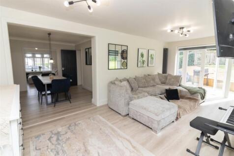 Dining/Family Room