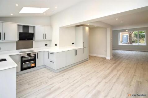 Kitchen/Lounge