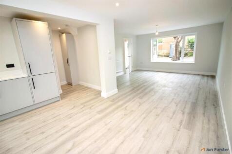 Kitchen/Lounge