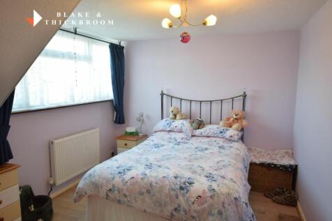 FIRST FLOOR: BEDROOM ONE