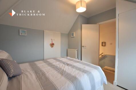 FIRST FLOOR: BEDROOM THREE