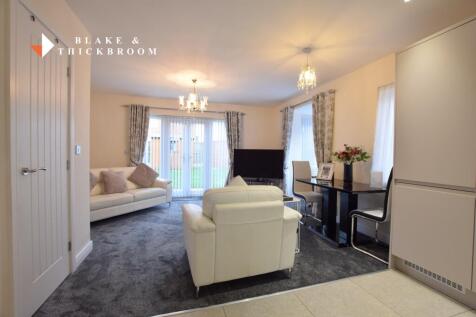 OPEN PLAN LIVING ROOM