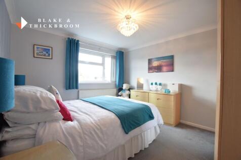 FIRST FLOOR: BEDROOM ONE