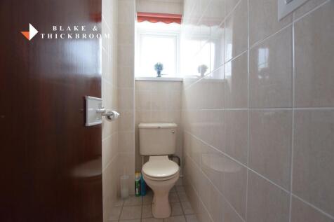 SEPARATE WC