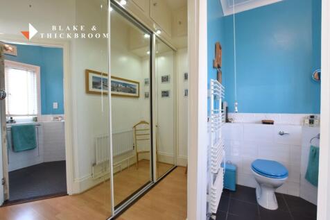 DRESSING AREA