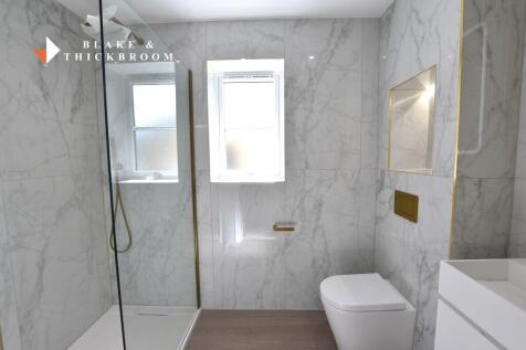 EN SUITE SHOWER