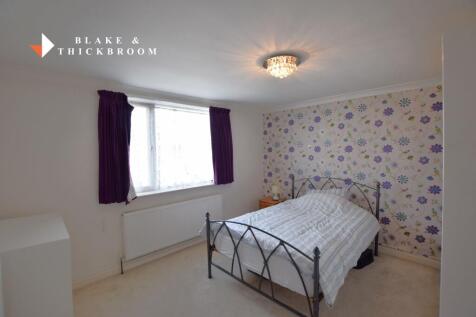 FIRST FLOOR: BEDROOM ONE