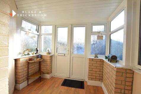 ENTRANCE PORCH