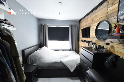 GROUND FLOOR BEDROOM