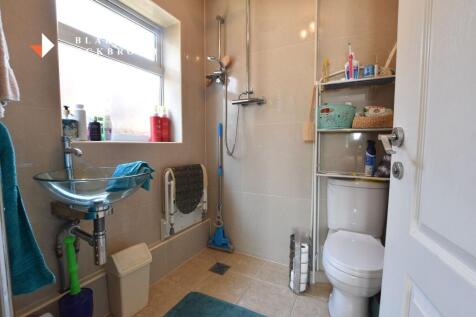 ENSUITE WET ROOM