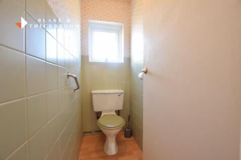 SEPARATE WC