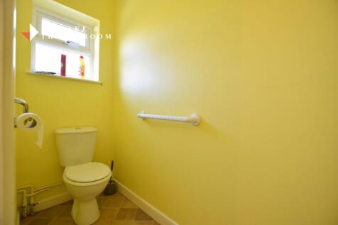 GROUND FLOOR WC