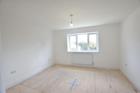FIRST FLOOR: BEDROOM ONE