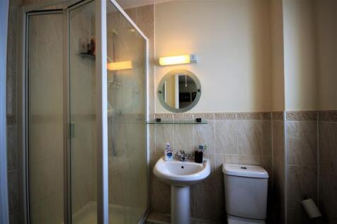 Ensuite to Master