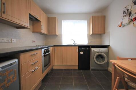 Kitchen  (Main)