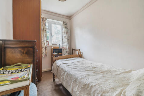 1341958-7-68a47a8...