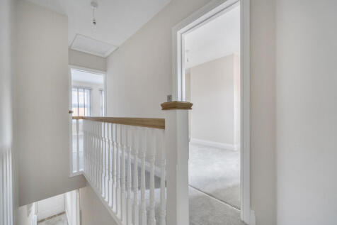 1363911-4-68e51b1...