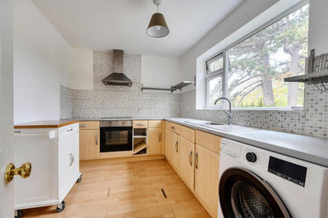 1364352-12-68e631...