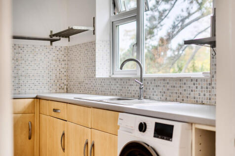 1364352-16-68e631...