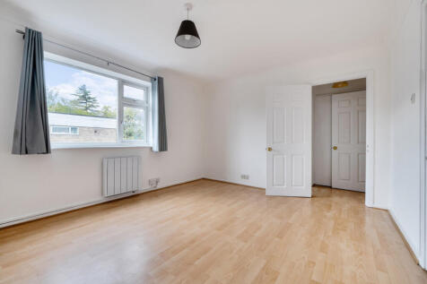 1364352-2-68e62ff...