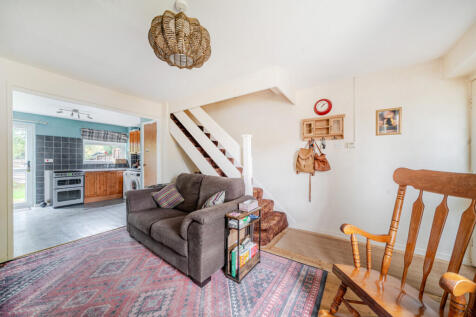 1370913-6-68f63b2...