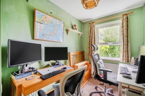 1370913-13-68f63b...