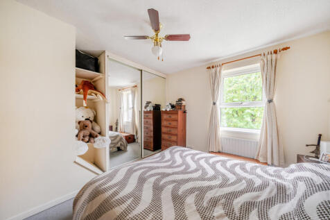 1370913-10-68f63b...