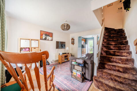 1370913-7-68f63b3...