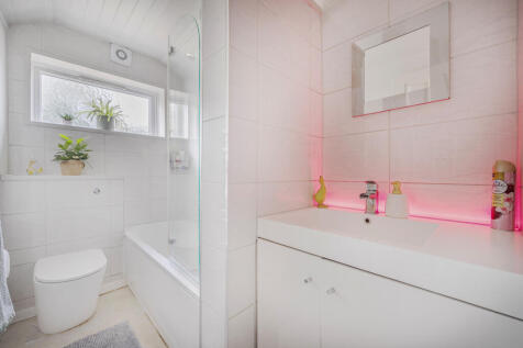 1368856-10-68f282...