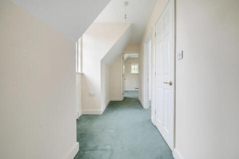 1365412-7-68ee4e4...