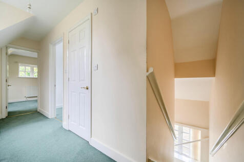 1365412-8-68ee4e6...