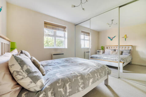 1363756-1-68f8ba6...