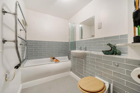 1363756-7-68f8bb2...