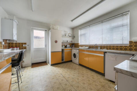 1364159-17-68ee3b...