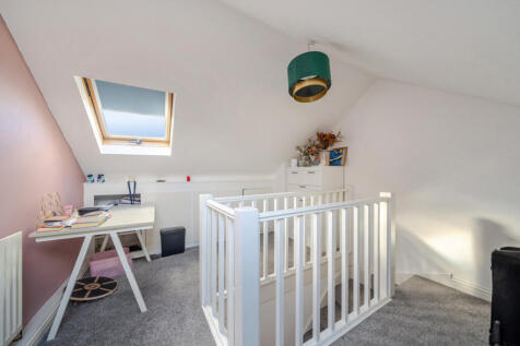 1373809-1-690de79...