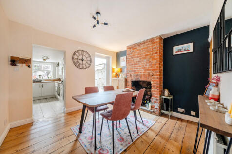 1373809-14-690de9...