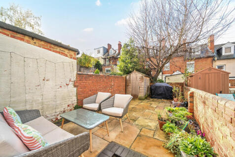 1373809-19-690de9...