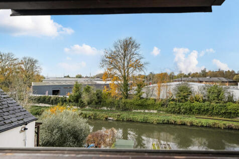 1372797-27-690e03...